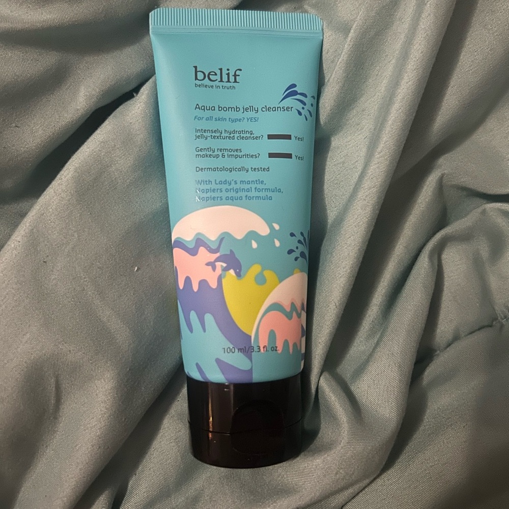 Belif aqua bomb jelly cleanser